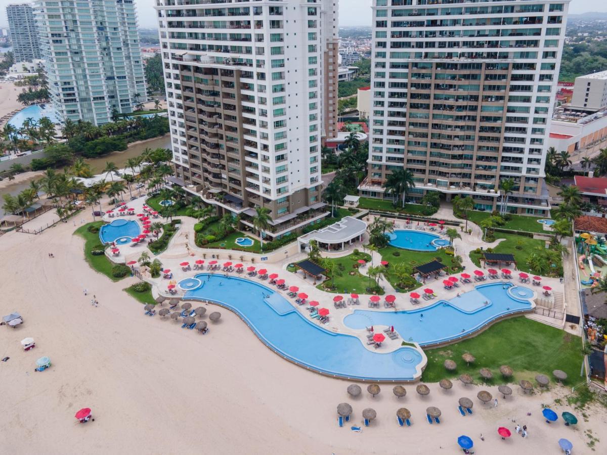 Ocean Front Condo Sleeps 4 Adults-Grand Venetian T3000-1606 巴亞爾塔港 外观 照片