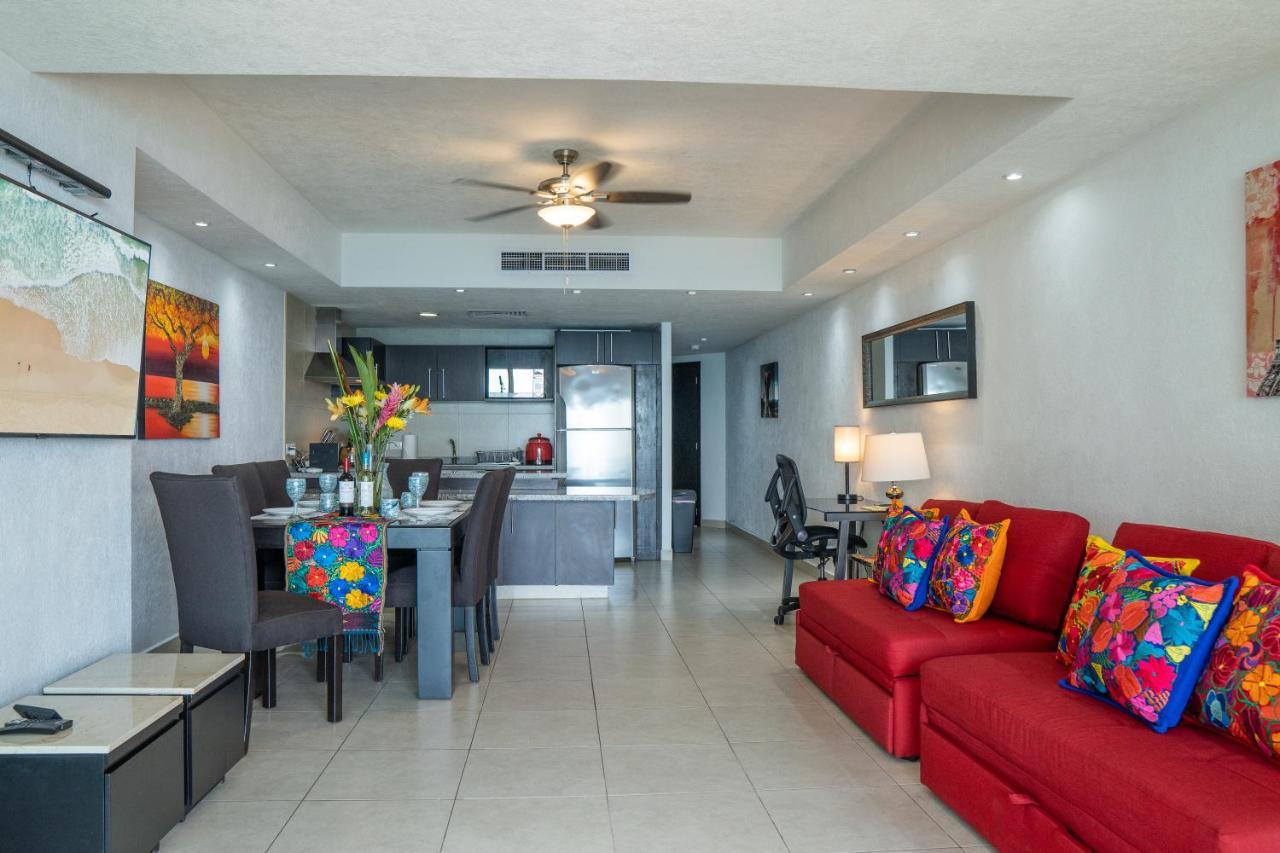 Ocean Front Condo Sleeps 4 Adults-Grand Venetian T3000-1606 巴亞爾塔港 外观 照片